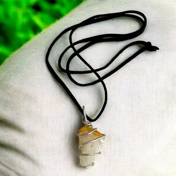 Jewelry - Silver Wire Wrapped Quartz Pendant Necklace